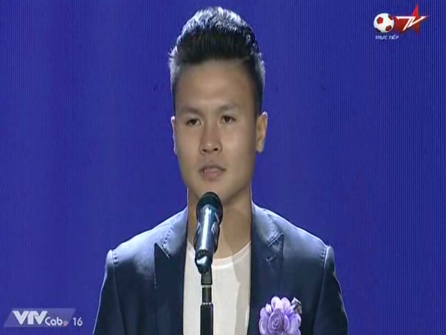Cúp Chiến thắng 2018: ĐT Việt Nam ẵm mưa giải thưởng, ngỡ ngàng Văn Hậu