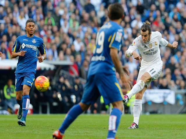 Video highlight trận Getafe - Real Madrid: Đỉnh cao không chiến, tạm chiếm ngôi đầu