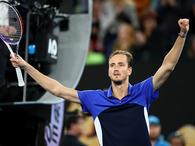 Video, kết quả tennis Medvedev - Pedro Martinez: Set 1 cân não, chiến thắng thuyết phục (Vòng 2 Australian Open)