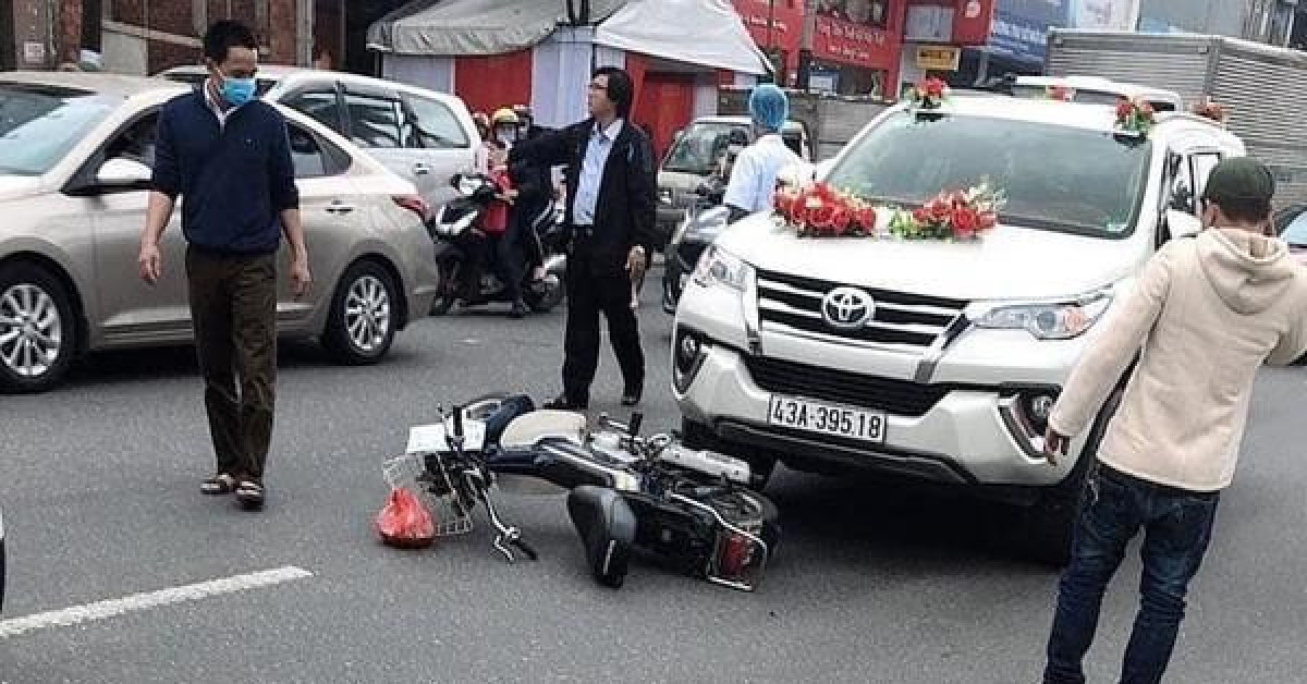 Ô tô gây tai nạn chết người trong ngày rước dâu