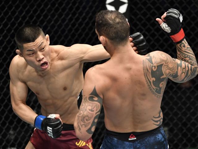 The top Chinese martial arts player hits a punch, the 1m83 opponent fainted in the UFC