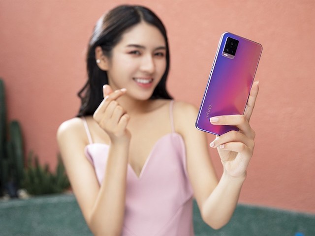 5 smartphone có camera độc đáo cho quay phim, chụp ảnh Xuân 2021
