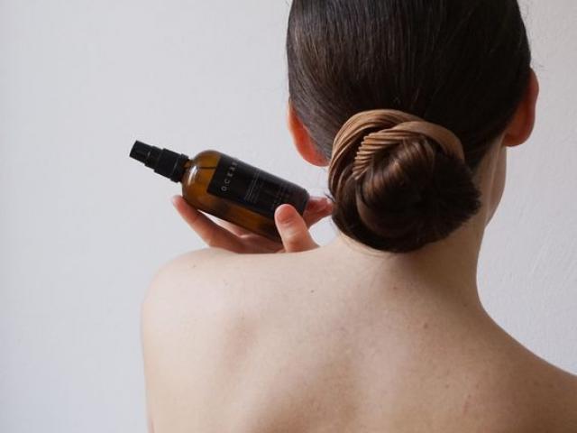 Cách đọc nhãn mỹ phẩm để tránh rước độc vào người