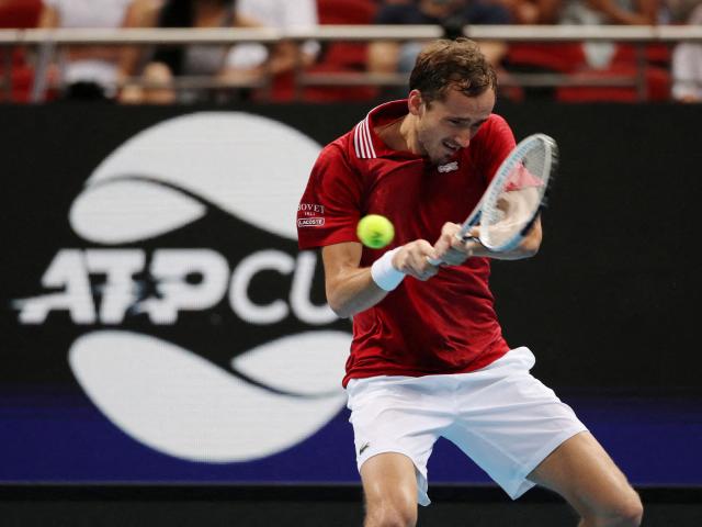 Nóng bỏng ATP Cup ngày 4: Medvedev thắng từng bừng, Nga và Canada thắng trận