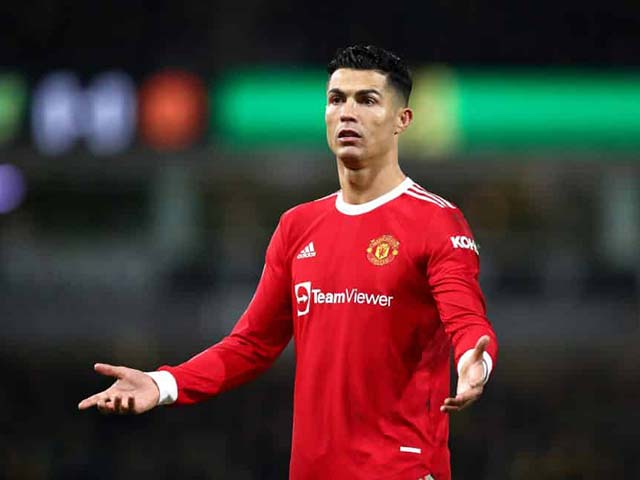 Ronaldo dọa rời MU cuối mùa, ra điều kiện bị ”sếp lớn” bác bỏ thẳng thừng