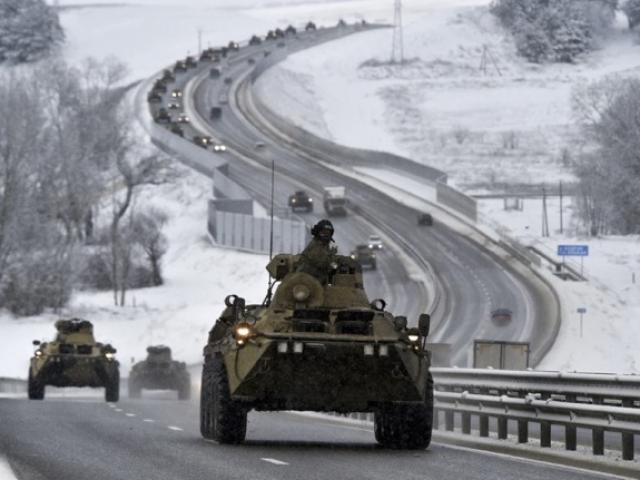 Nga đưa quân sang phía tây, Mỹ cảnh báo ”diễn biến cực kỳ nguy hiểm”
