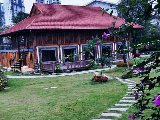 ”Biệt phủ” đẹp như resort 5 sao ở Hà Nội của Xuân Bắc, nhìn ảnh sân vườn mà ”choáng”