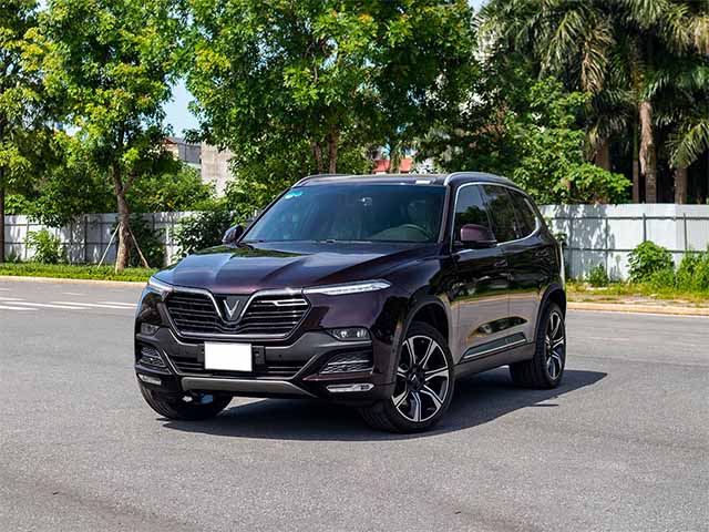 Giá xe VinFast Lux SA2.0 tháng 2/2022, giảm 100% lệ phí trước bạ