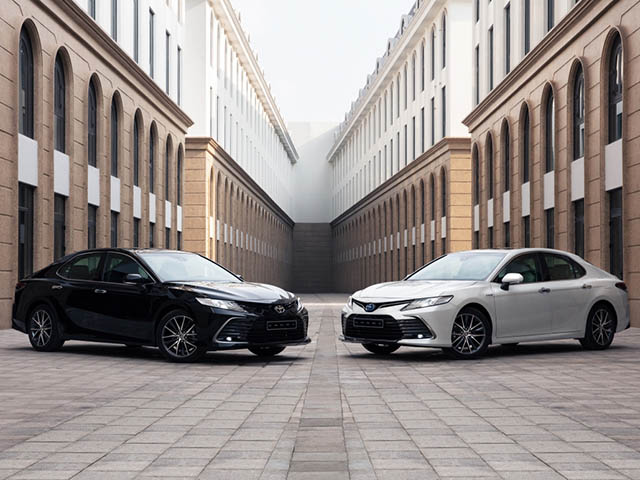 Giá xe Toyota Camry lăn bánh tháng 2/2022, giảm 10% phí bảo hiểm vật chất