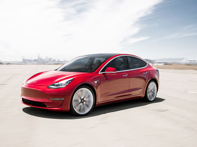 Tesla Model 3, đối thủ gây khó chịu của các ông lớn Mercedes, Audi và BMW trong phân khúc xe điện