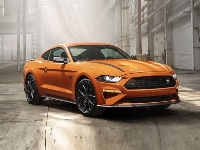 Ford Mustang 2.3L 2020 ra mắt gói nâng cấp Performance Package