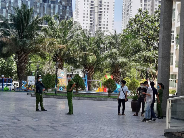 Công an bất ngờ trở lại hiện trường vụ tiến sĩ Bùi Quang Tín tử vong