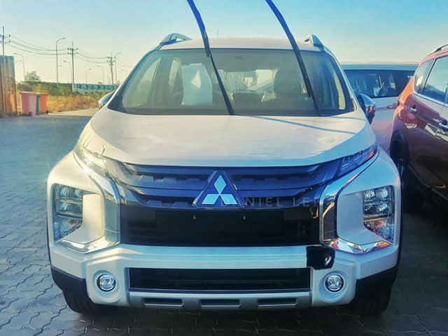 Mitsubishi Xpander Cross lộ thêm hình ảnh trước khi ra mắt khách hàng Việt