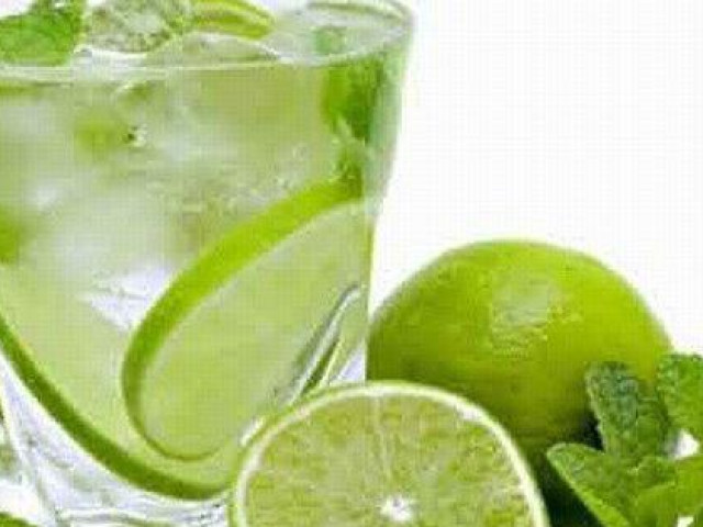 Đọc những thông tin này mới biết lâu nay nhiều người đang uống nước chanh sai cách