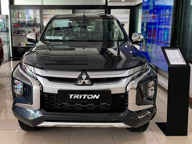 Mitsubishi Triton 4x4 đời 2019 giá chỉ còn khoảng 680 triệu đồng
