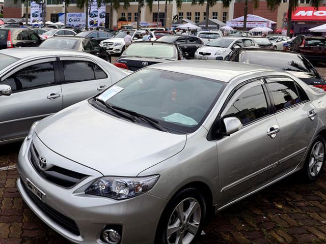 Bỏ 250 triệu mua ô tô cũ, vợ chồng trẻ “phát mệt” vì mua phải xe “hoàn lương”