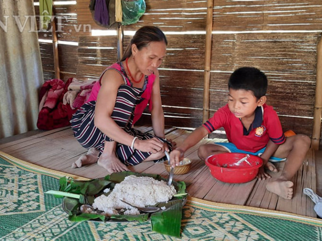 Vụ hộ nghèo ”tự nguyện” trích tiền cho cán bộ thôn ”uống nước”: Bộ LĐTBXH đề nghị xác minh