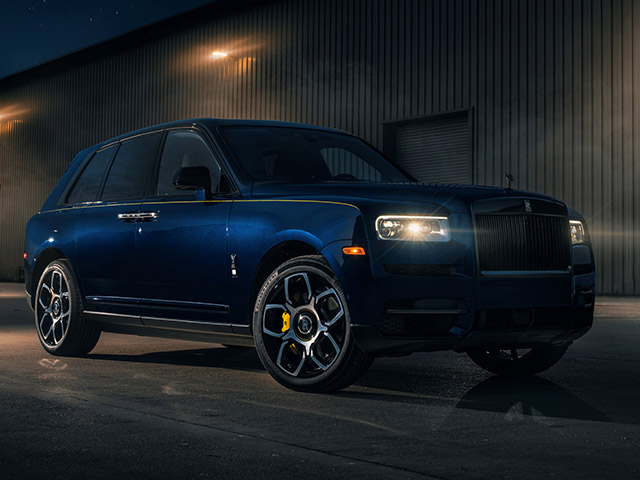 Rolls-Royce Cullinan ngầu hơn trong gói nâng cấp Black Badge