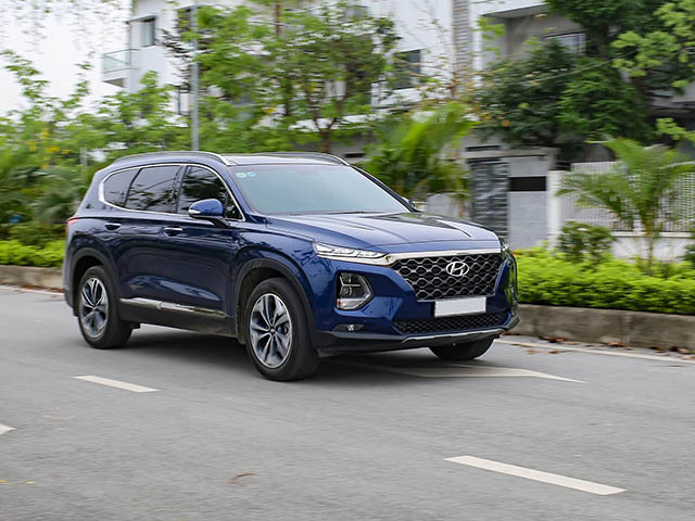 Giá xe Hyundai Santa Fe lăn bánh tháng 4/2021