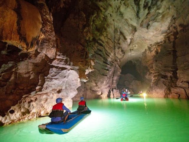 Tỉnh nào nằm ở nơi hẹp nhất Việt Nam nhưng có hang động lớn nhất thế giới?