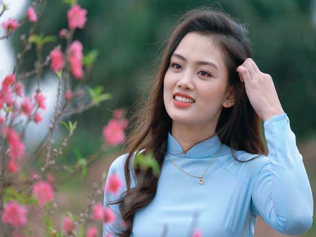Hot girl volleyball Thu Hoai announced the good news of