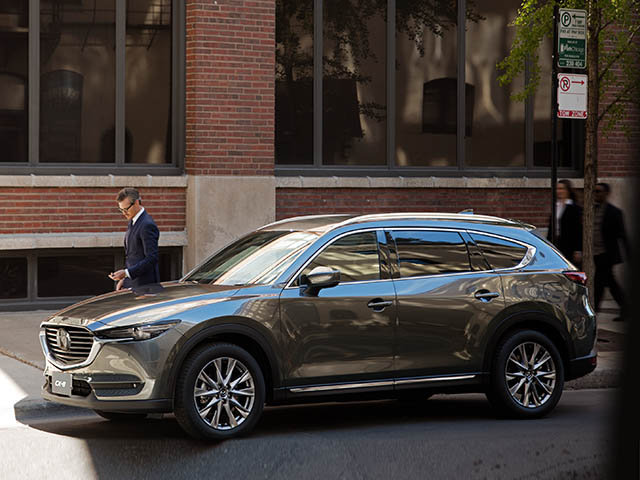 Giá xe Mazda CX-8 lăn bánh tháng 4/2021