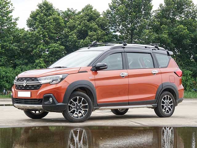 Giá xe Suzuki XL7 lăn bánh tháng 4/2021