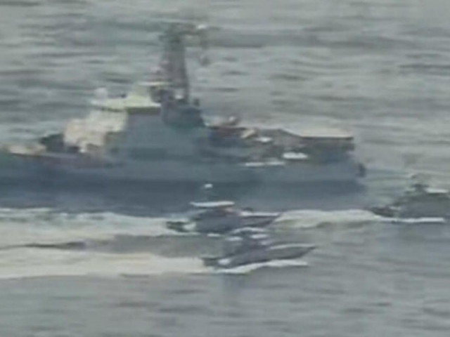 Tàu Iran tiếp cận ở khoảng cách nguy hiểm, tàu Mỹ đã nổ súng cảnh cáo