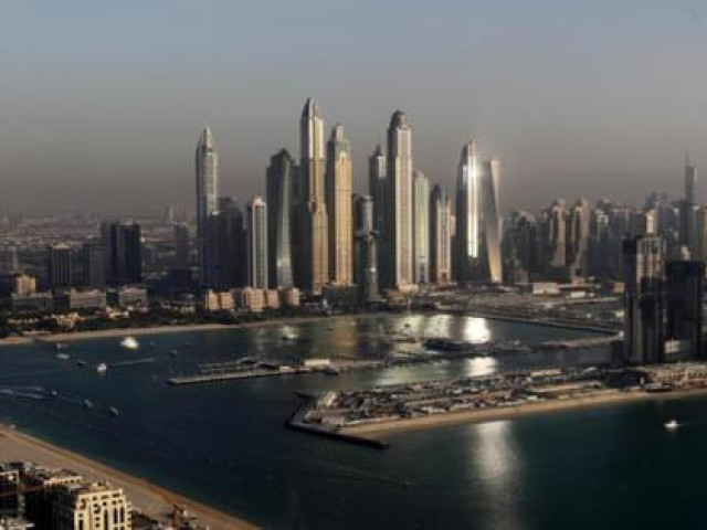 Điều gì khiến Dubai trở thành điểm đến của giới nhà giàu trốn phong toả?