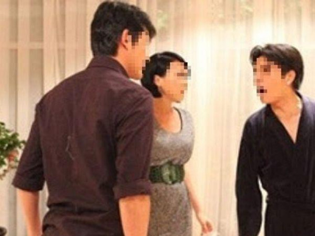 Dan díu với cấp dưới, người đàn ông bị chính vợ chồng nhân tình dồn ép