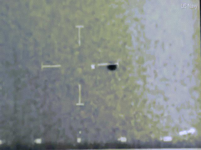Video UFO hình tròn bí ẩn bay gần chiến hạm Mỹ, Lầu Năm Góc lên tiếng