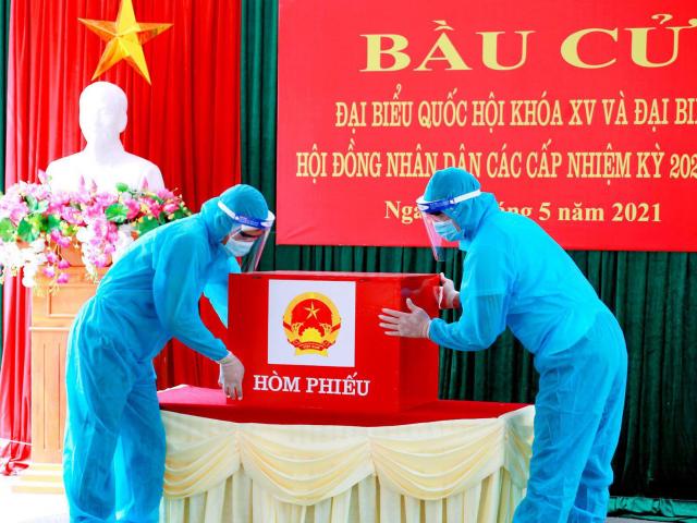 Bộ trưởng Bộ Y tế thông tin về kế hoạch đảm bảo phòng dịch COVID-19 cho người dân đi bầu cử an toàn