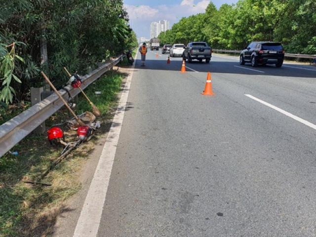 Truy tìm tài xế ô tô tông tử vong nam công nhân trên đại lộ Thăng Long