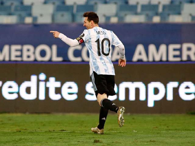 Messi vô đối sau vòng bảng Copa America, 3 bàn nữa sẽ ”hạ bệ” Vua Pele