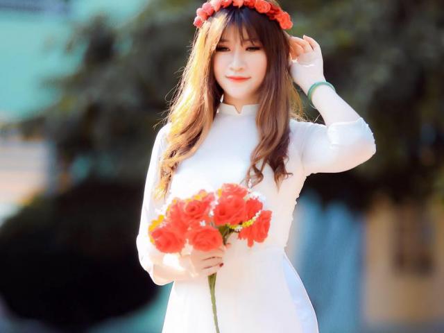 Hot girl Hòa Bình với điểm 10 chói lọi môn sử