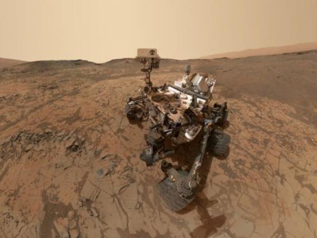 Robot của NASA phát hiện manh mối quý giá về sự sống trên sao Hỏa