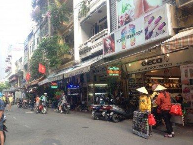 Nghệ sĩ Hồng Tơ bị phạt 50 triệu đồng vì đánh bạc 1567043532 4d7c0e309126cb3a53dde5e0b87bd428 Nghệ sĩ Hồng Tơ bị phạt 50 triệu đồng vì đánh bạc