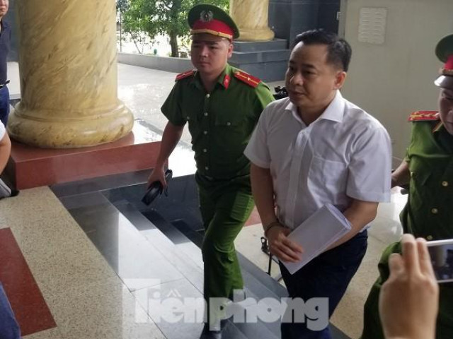 Chi tiết về 5 khẩu súng thu của cựu Chủ tịch Đà Nẵng Trần Văn Minh