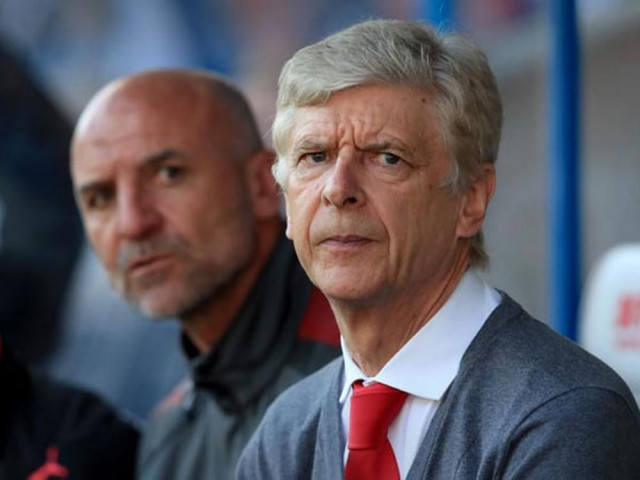 HLV Wenger gây sốc, sẵn sàng 'giải cứu' MU