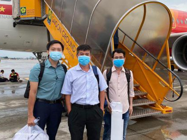 Bác sĩ Bệnh viện Chợ Rẫy đã đến Đà Nẵng hỗ trợ chữa trị ca mắc COVID-19