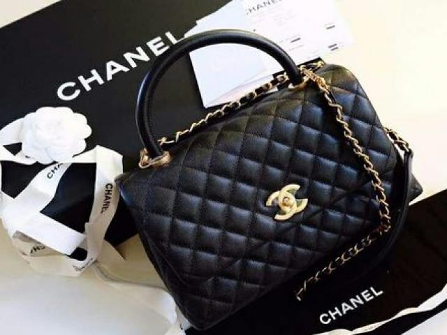 Bí mật trong túi xách hàng hiệu Chanel mà hàng giả không thể làm nhái