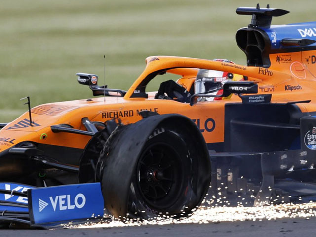 Đua xe F1: Hamilton xuất sắc chạy xe “3 bánh” & phía sau sự cố nổ lốp