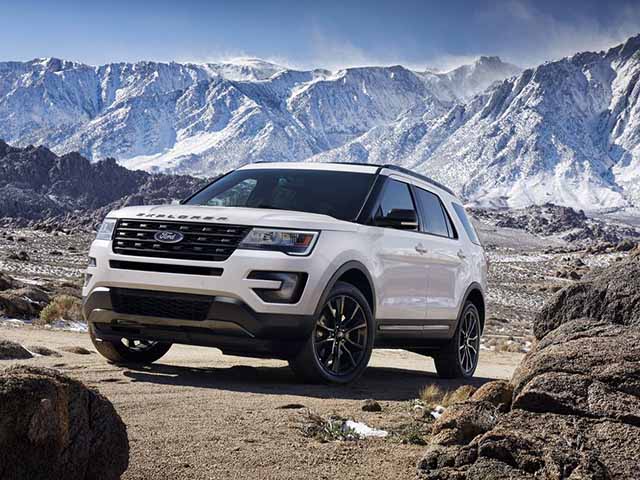 Ford Explorer 2021 thêm trang bị, hạ giá tất cả các phiên bản