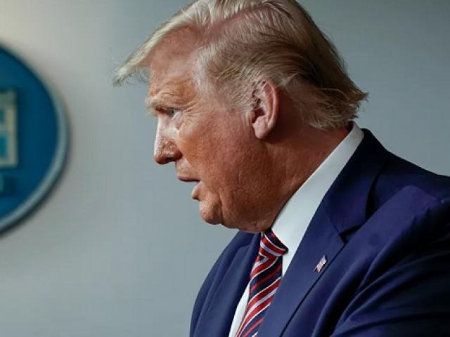Ông Trump lên tiếng về chiến sự bùng nổ giữa Armenia và Azerbaijan
