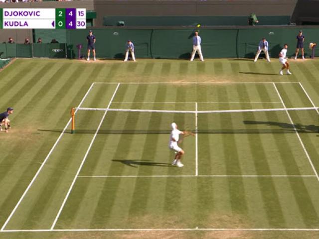 Tuyệt chiêu Wimbledon: Djokovic lốp bóng điệu nghệ, Jabeur ghi điểm ”ma”