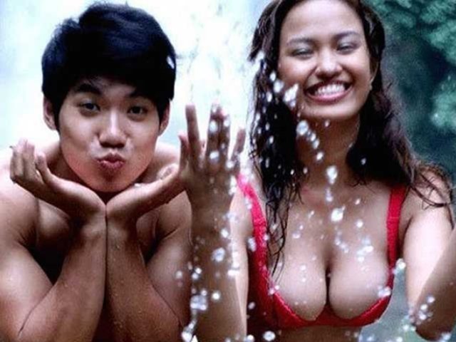 Phim Việt bị cấm chiếu vì cảnh nóng, bạo lực: Cảnh mặc bikini tắm suối có gây sốc nhất?