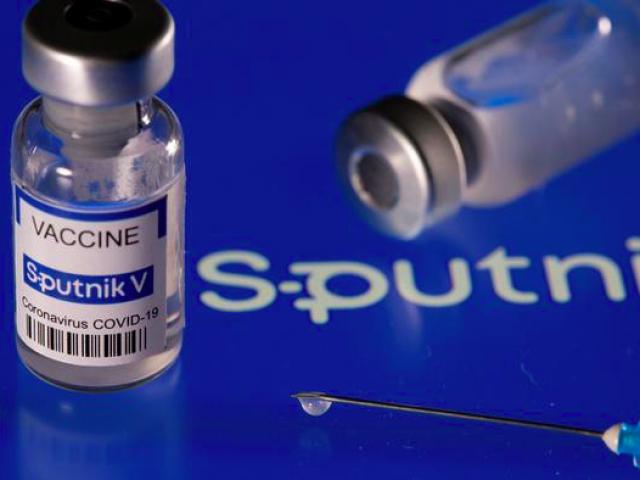 El primer lote de la vacuna Sputnik V producida en Vietnam está disponible