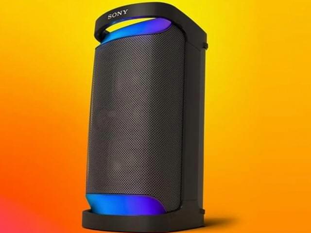 Sony giới thiệu loa di động pin 20 giờ, có dàn đèn LED ”xập xình” theo nhạc