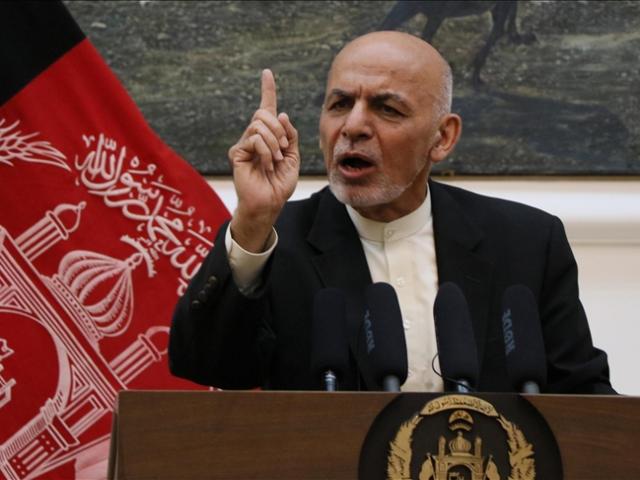 Đại sứ Afghanistan ở nước ngoài đề nghị Interpol bắt giữ Tổng thống