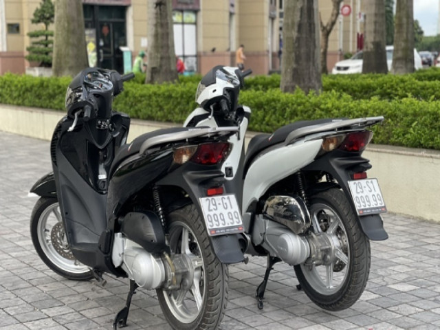 Cặp Honda SH biển ngũ quý 9 ở Hà Nội giá 2 tỷ đồng gây sốt báo ngoại